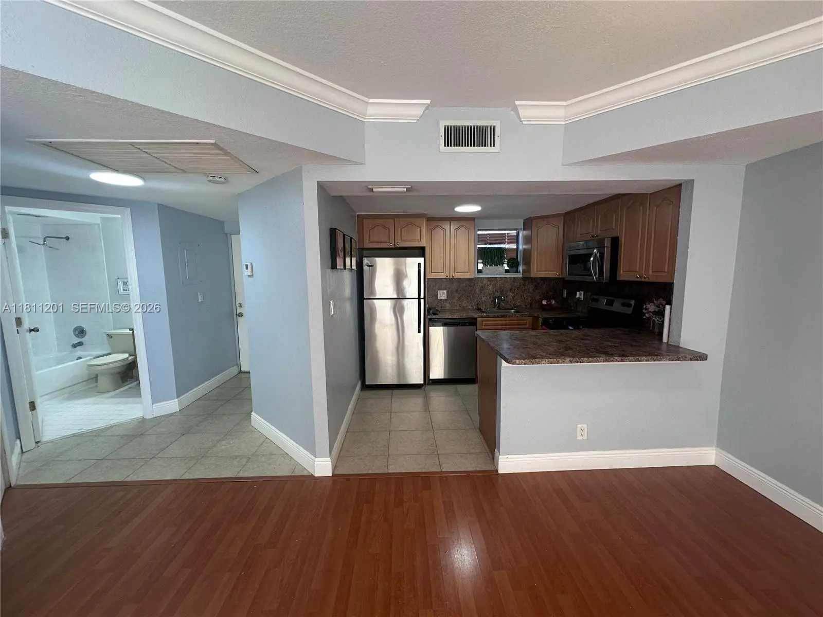 Photo of Listing #A11811201