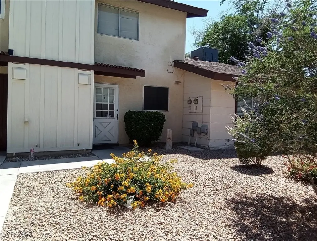 Photo of Listing #2687854