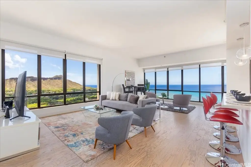 229 Paoakalani Avenue # Ph-3807, Honolulu