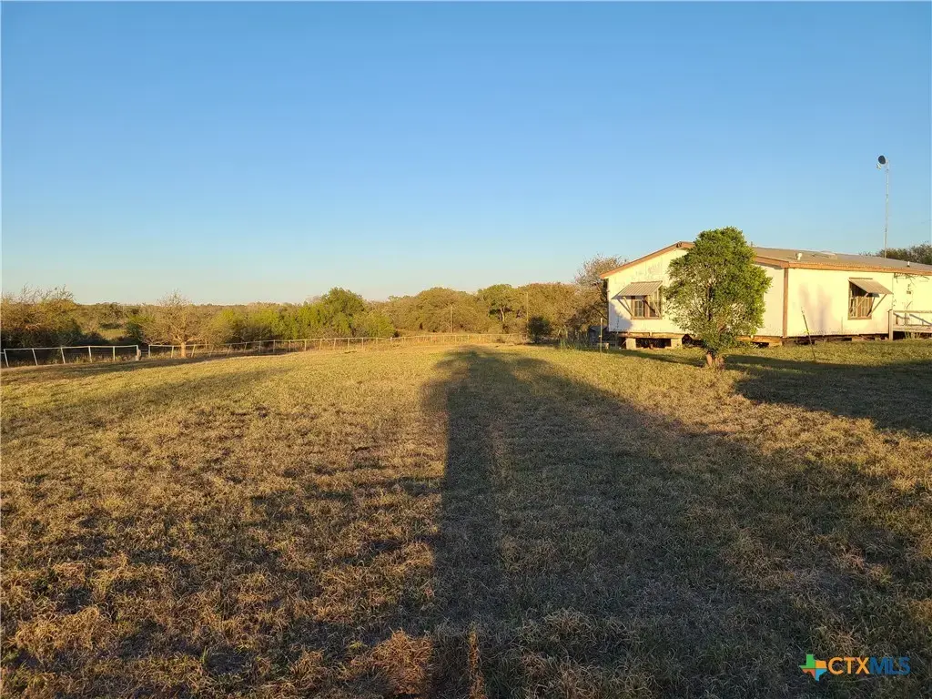 1023 Sierra Drive, Lockhart