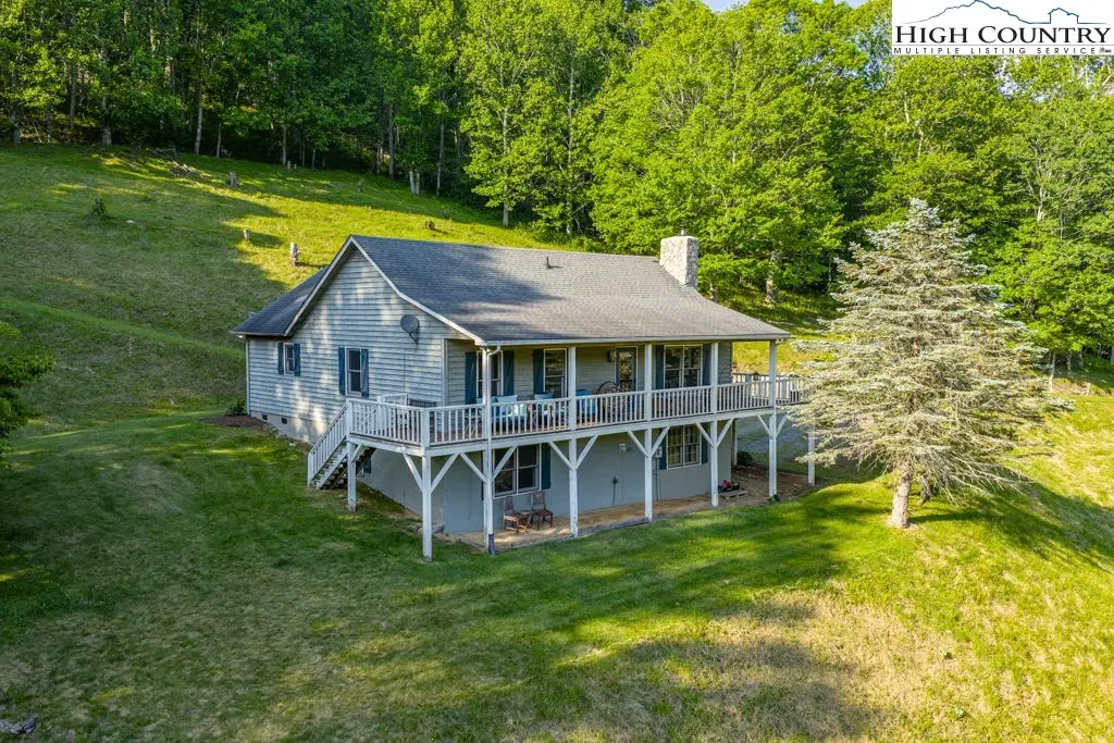 1528 Bairds Creek Road, Vilas