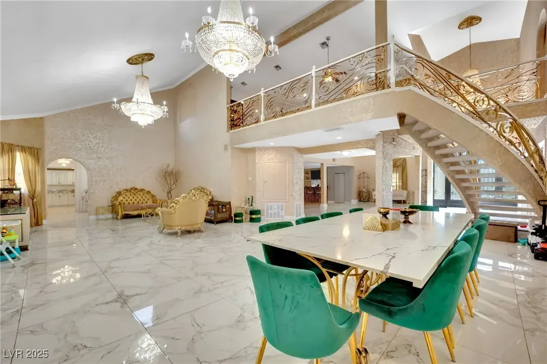 Photo of Listing #2688428