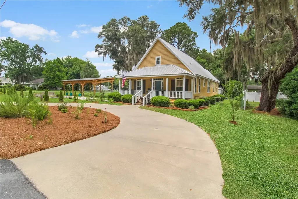 800 Wayne Street, Darien