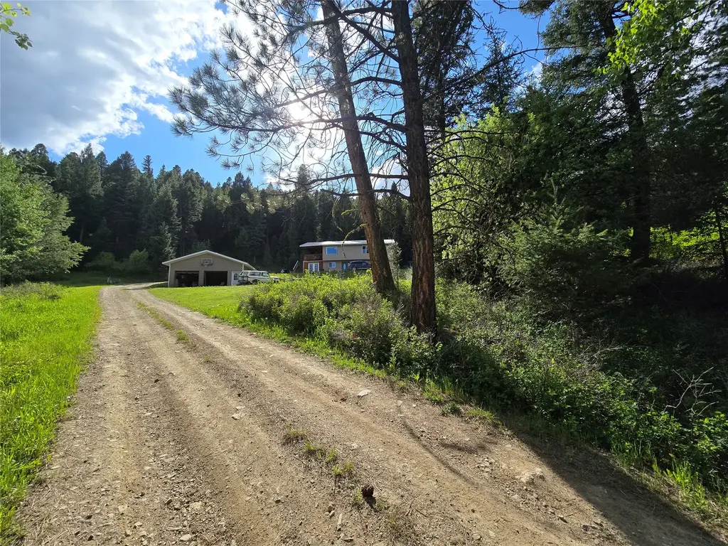 2528 Lincoln Springs Drive, Lincoln