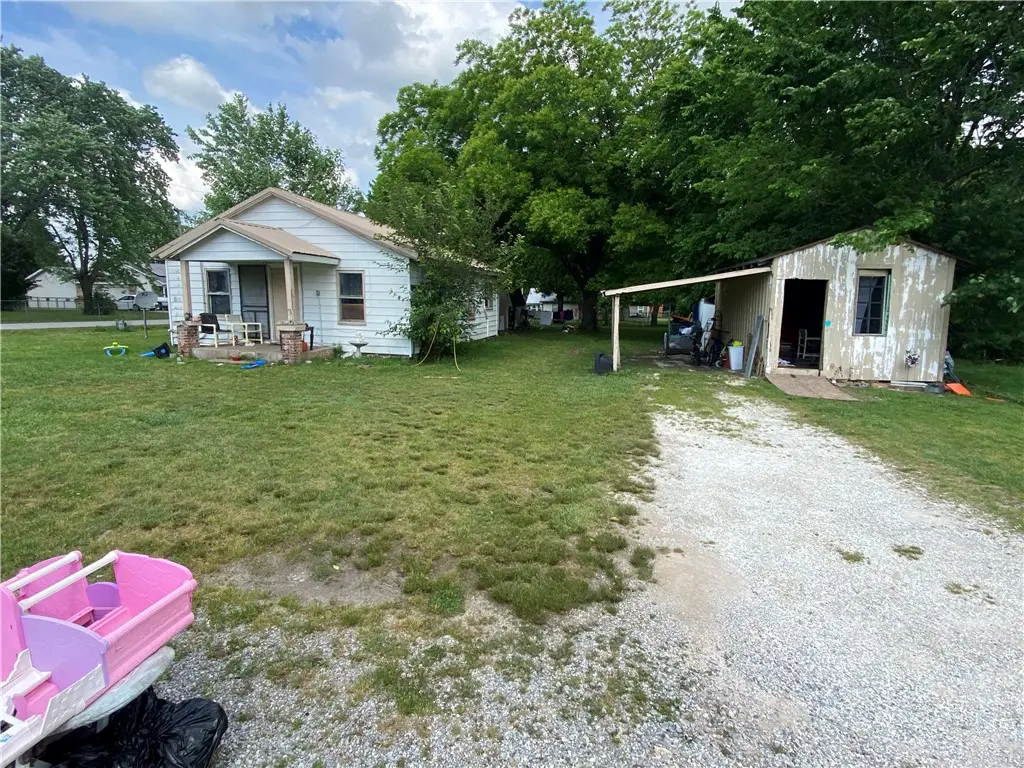 100 Quincy Avenue, Lincoln