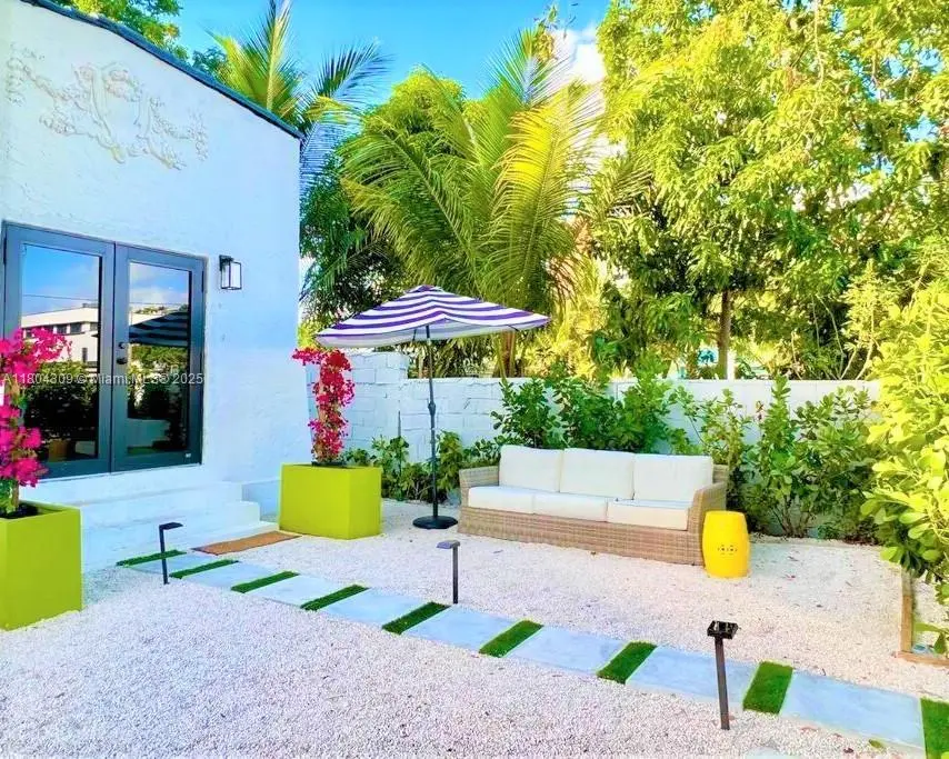 Photo of Listing #A11804309