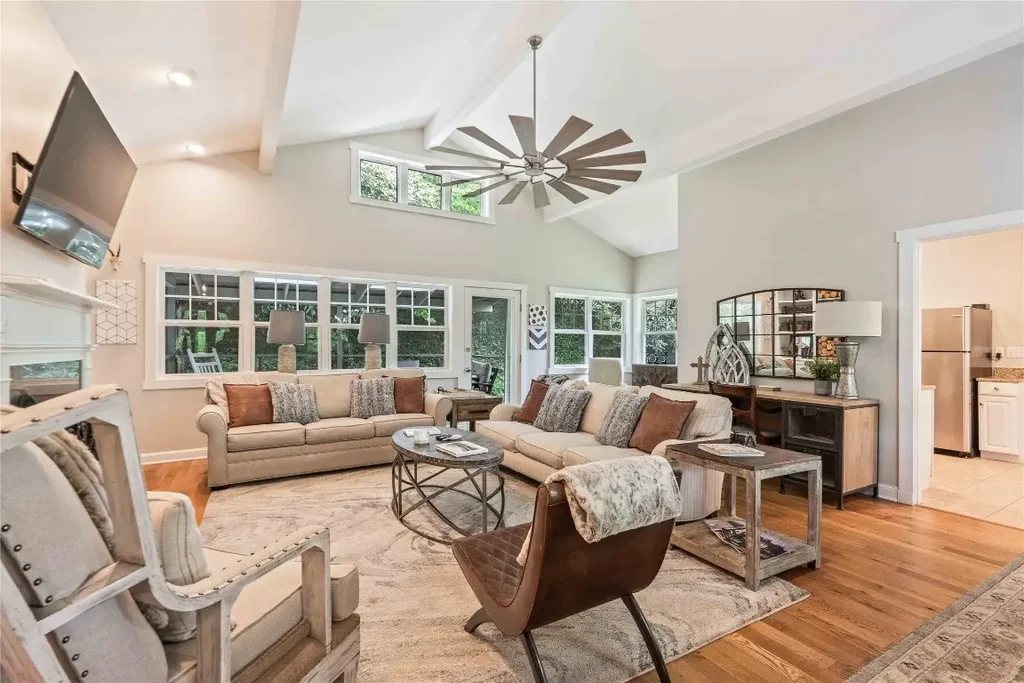 49 Jessamine Lane, Highlands