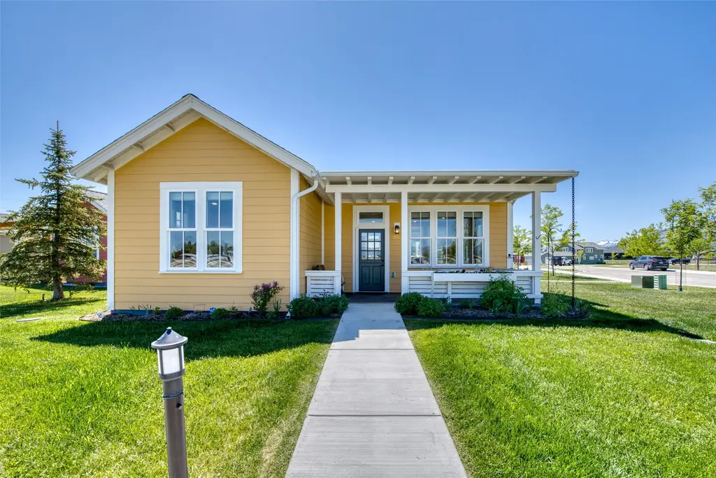 306 Mansion View Loop, Hamilton