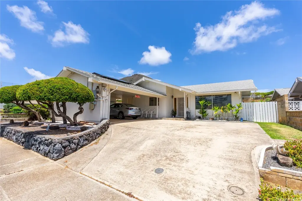 463 Kaleimamahu Street, Honolulu