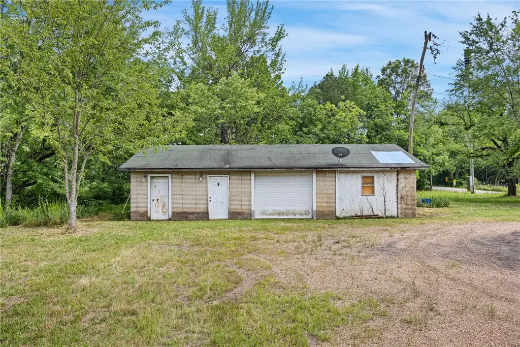 10001 Alpha Road, Dardanelle