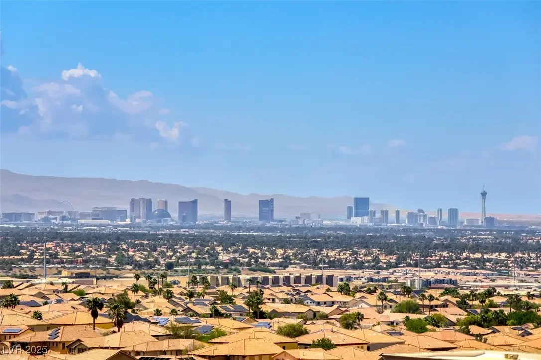 Photo of Listing #2689431