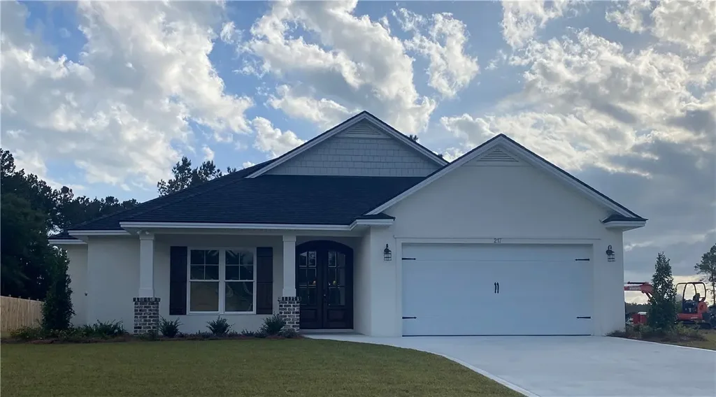 217 Sweetwater Boulevard, Brunswick