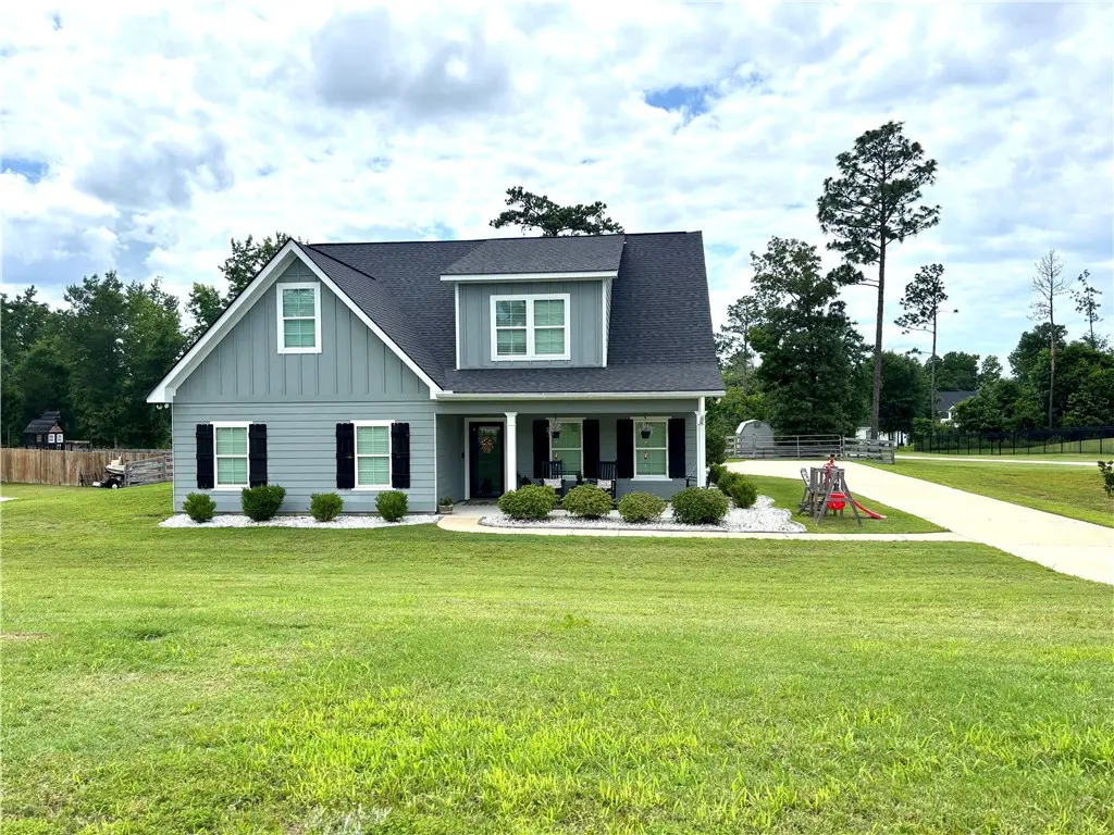 87 Lee Rd 2224, Salem