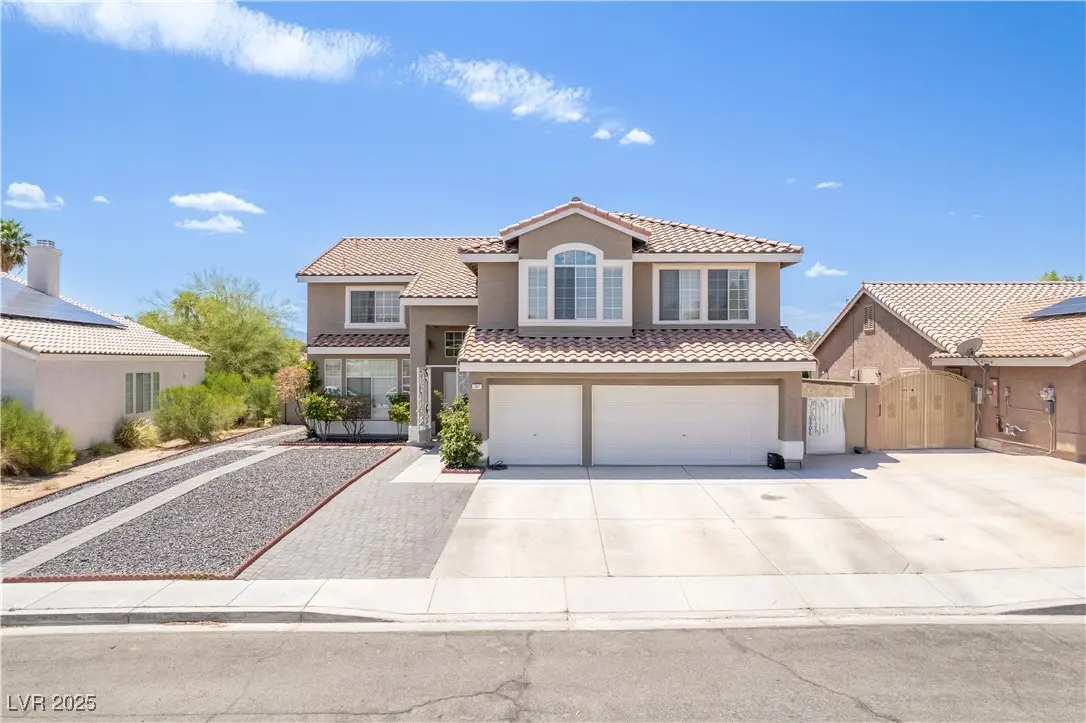 Photo of Listing #2690491