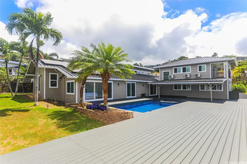 98-1027 Palula Way, Aiea
