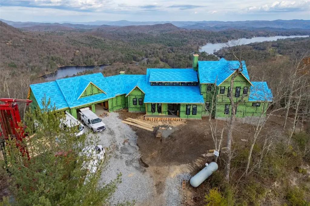 341 Mills Creek Point, Lake Toxaway