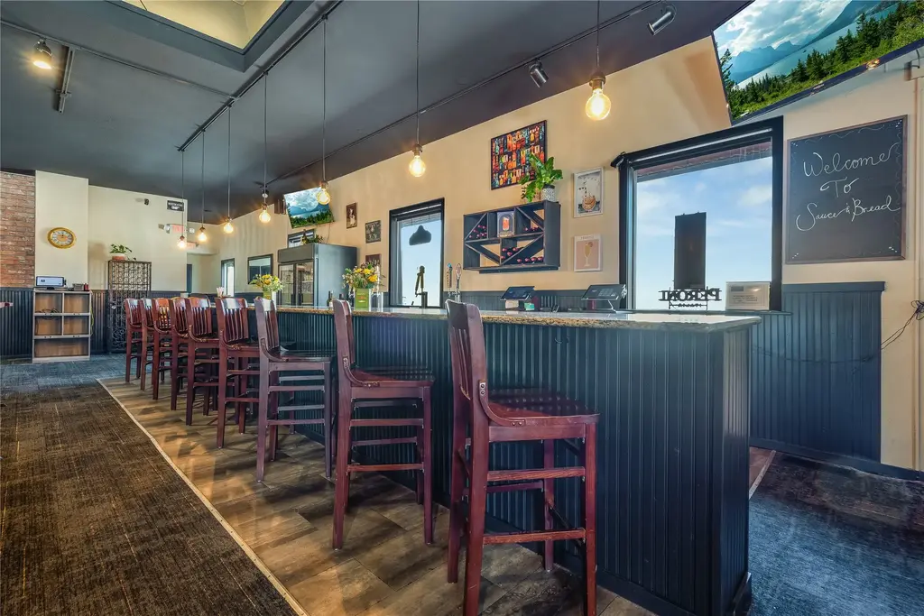 302 S Main Street, Kalispell