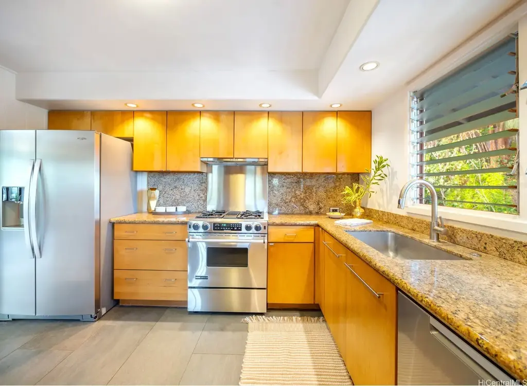 2527 Henry Street # A, Honolulu