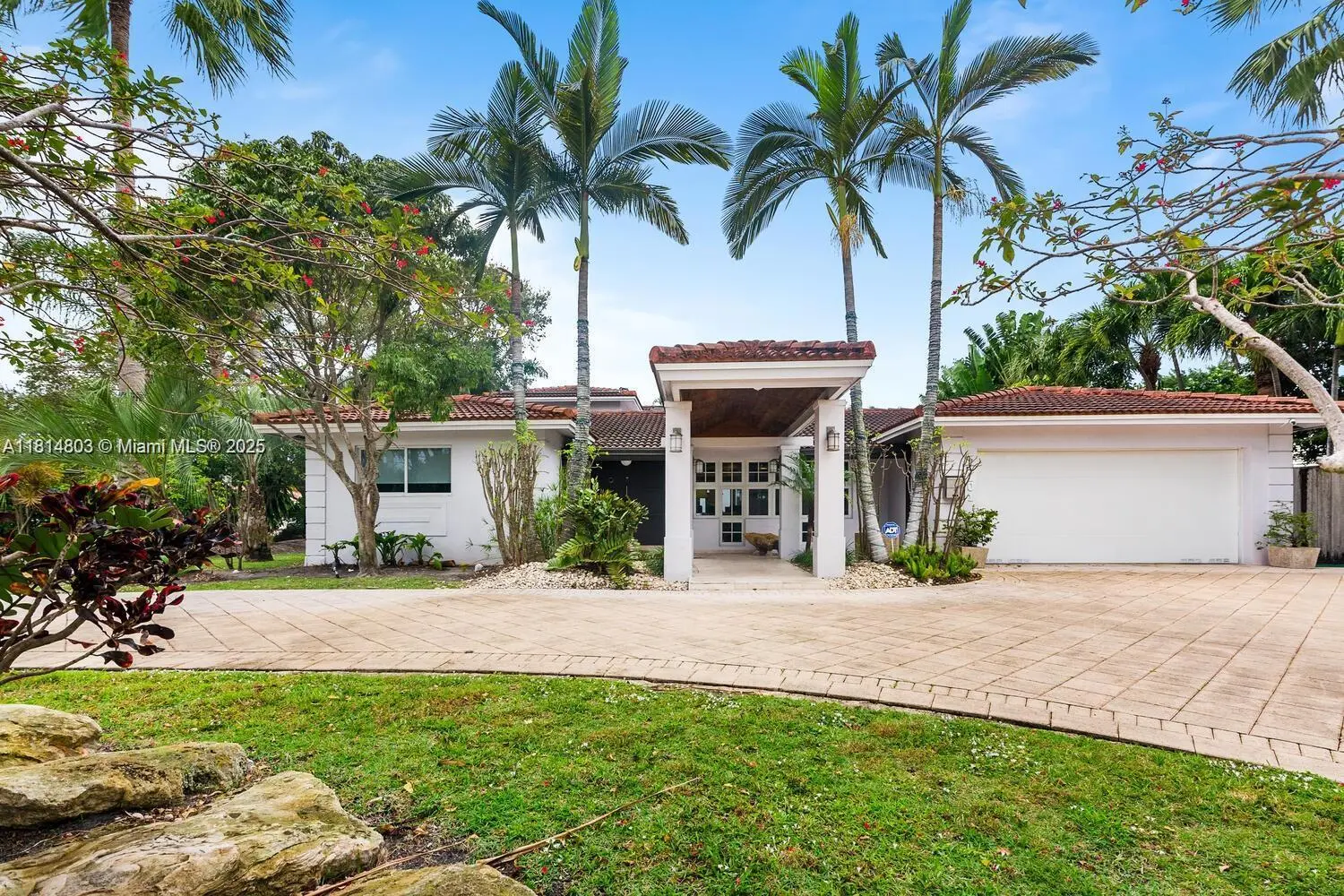 Photo of Listing #A11814803