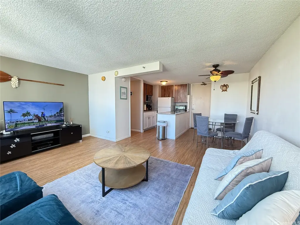 445 Seaside Avenue # 1120, Honolulu