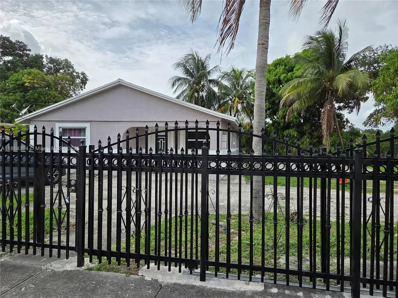 Photo of Listing #A11814394