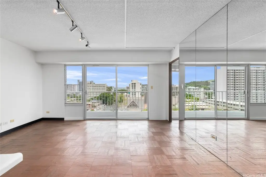 1333 Heulu Street # 901, Honolulu