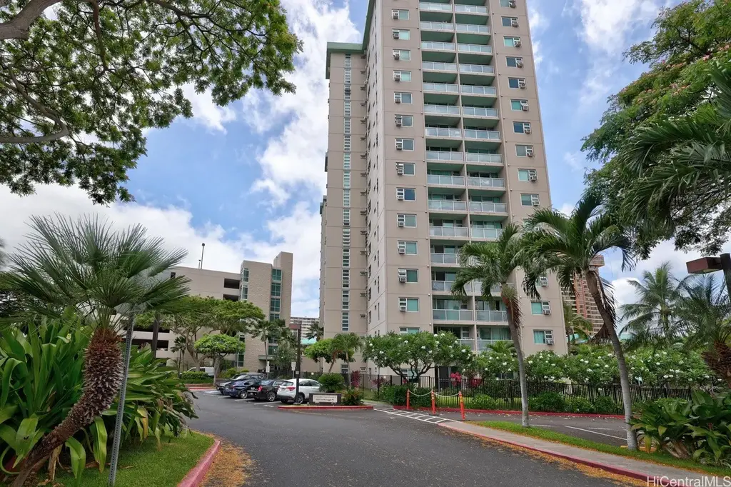 3009 Ala Makahala Place # 214, Honolulu