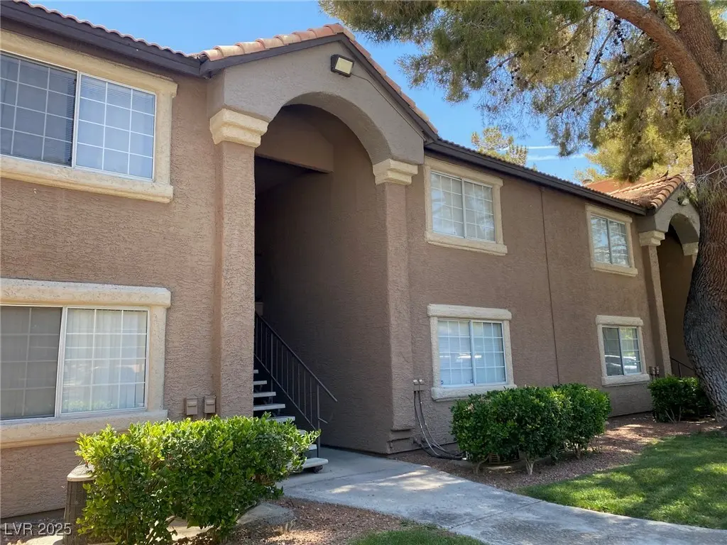 Photo of Listing #2691958