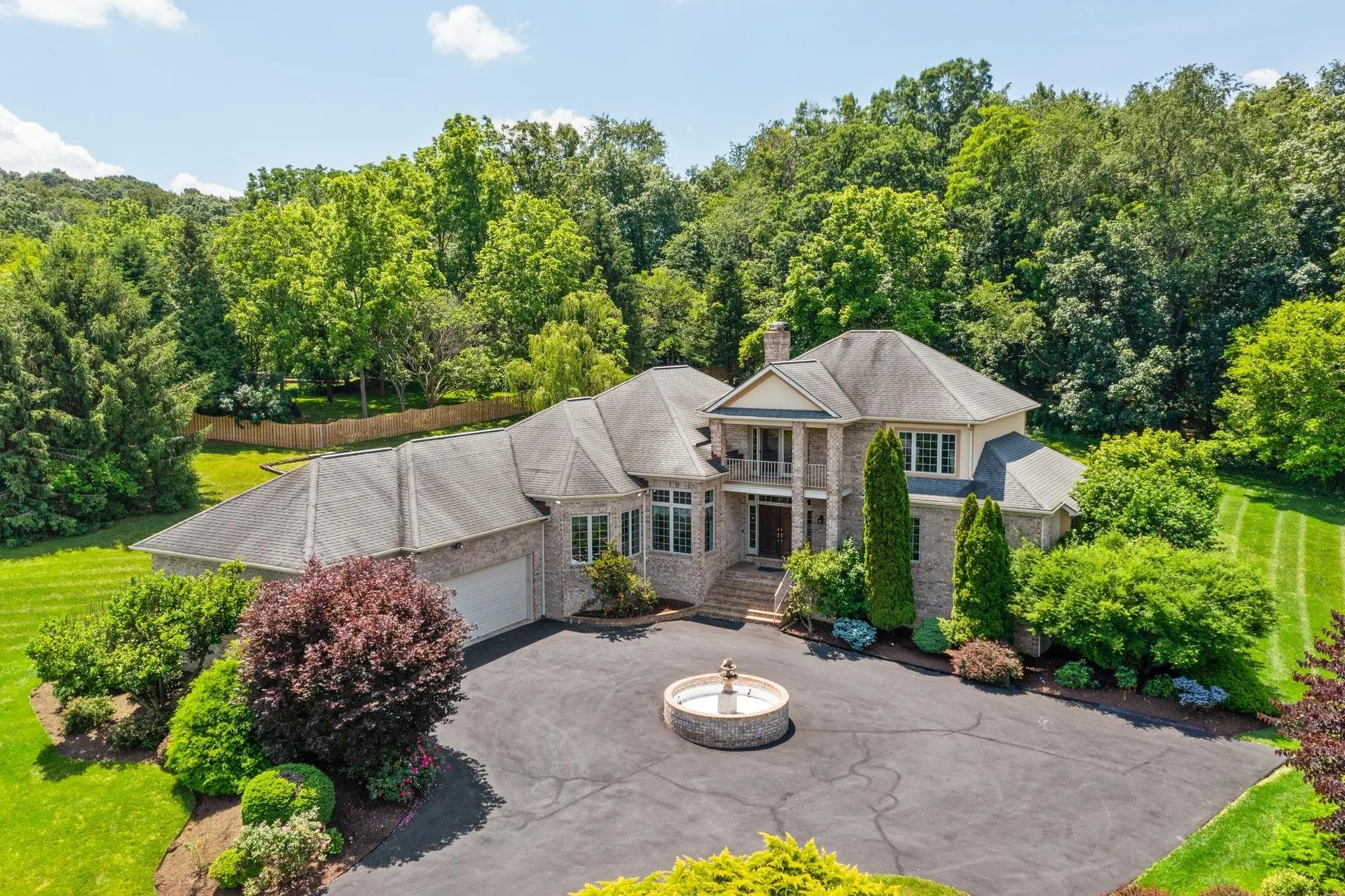 3417 Lake Pointe Dr, Rockingham