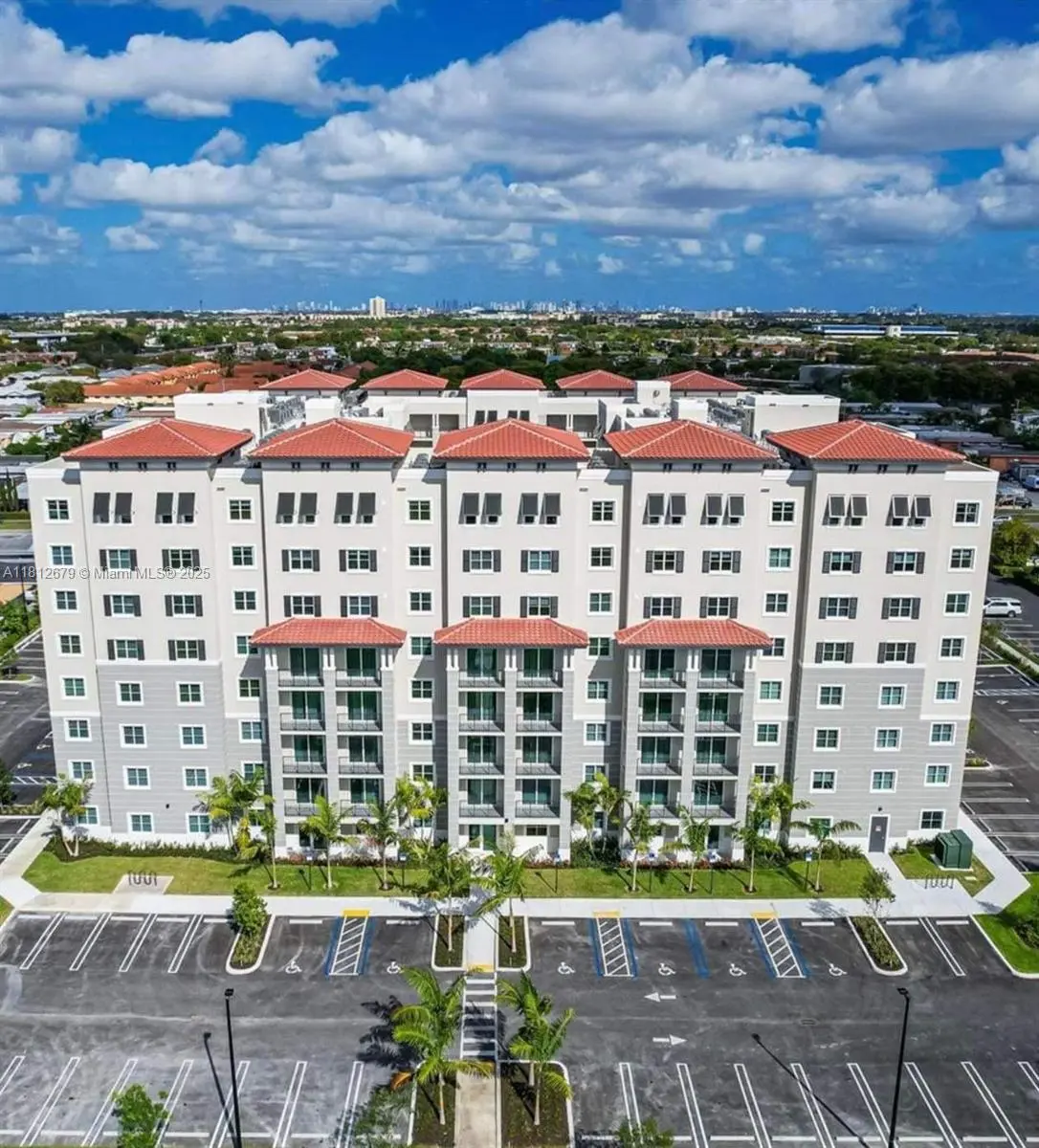 Photo of Listing #A11812679