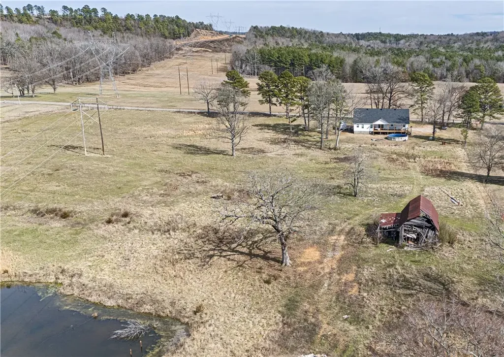 589 Rachel Road, Russellville