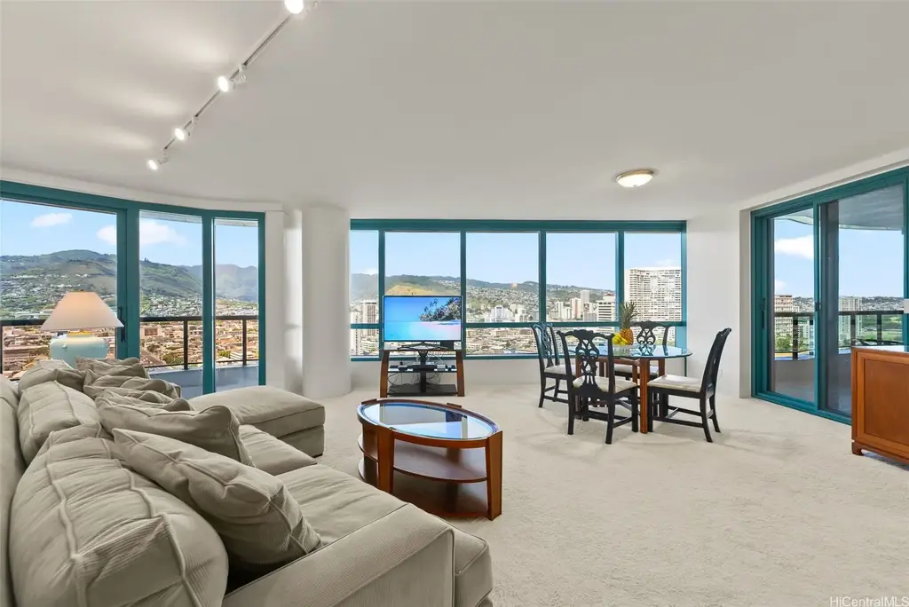 1888 Kalakaua Avenue # 2502, Honolulu