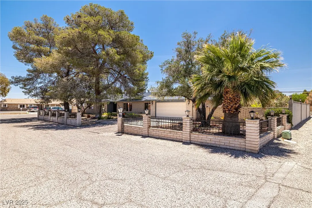 Photo of Listing #2691791