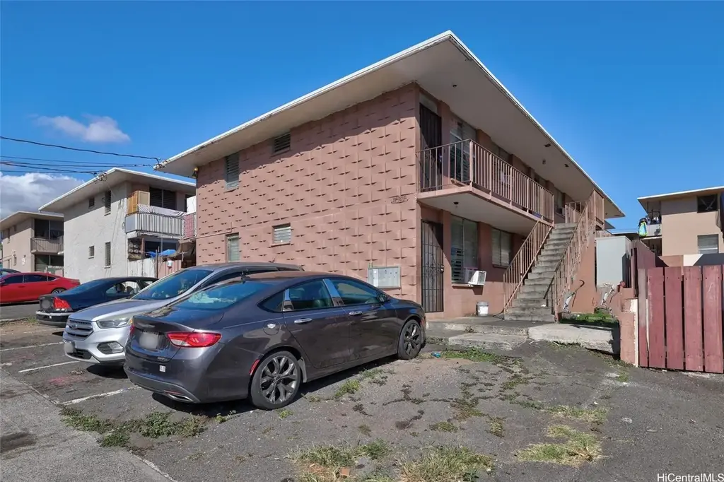 94-109 Pupukahi Street, Waipahu