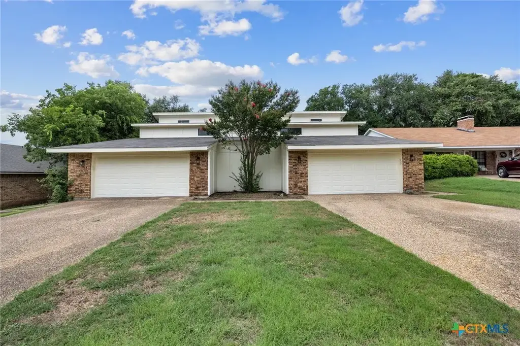 3910 Shallow Ford Road, Temple