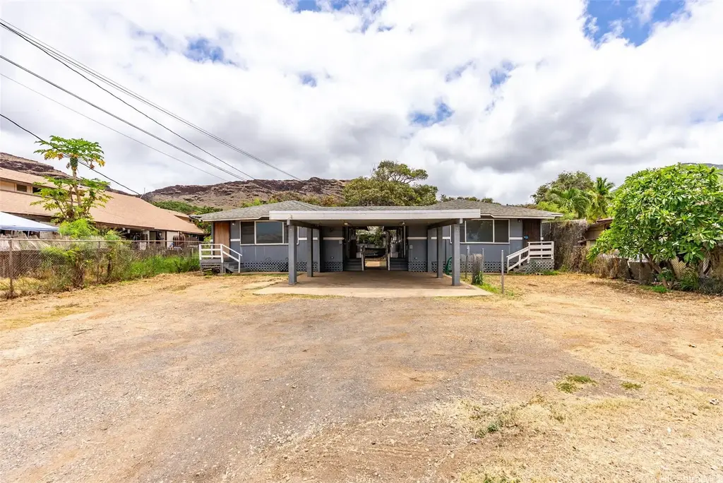 87-1568 Farrington Highway, Waianae