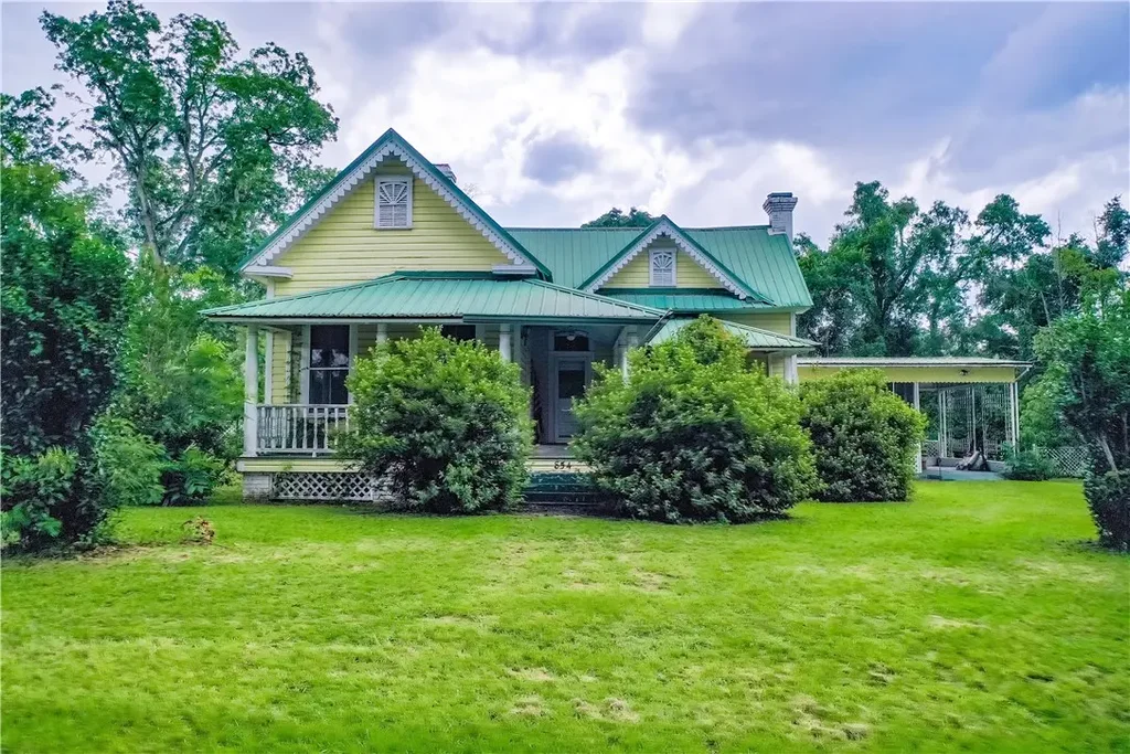 854 Jenkins Street, Blackshear