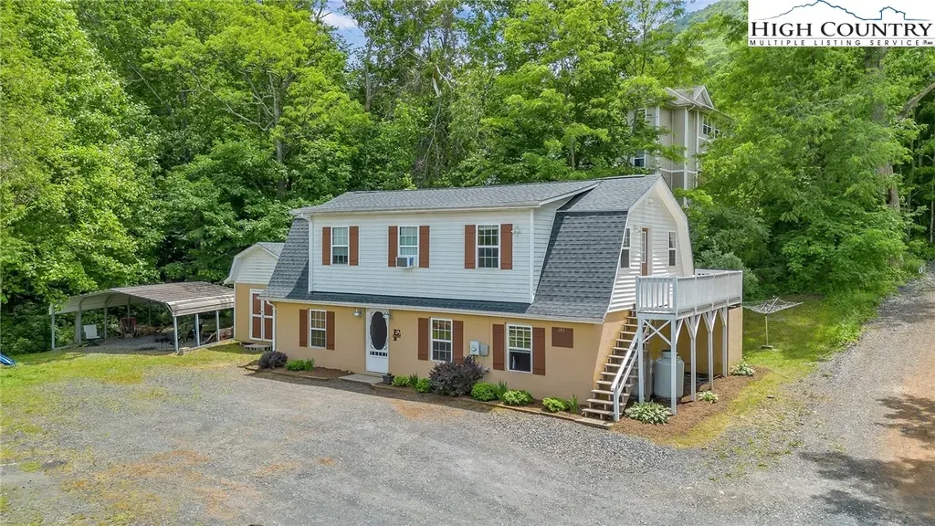 195 Trinity Lane, Jefferson