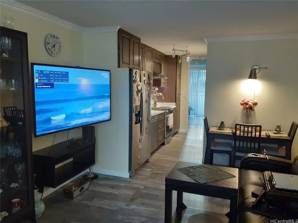 425 Ena Road # 407b, Honolulu