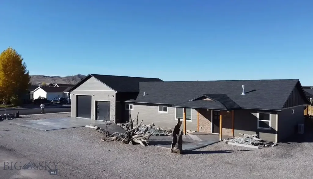 701 Barnett Street, Dillon