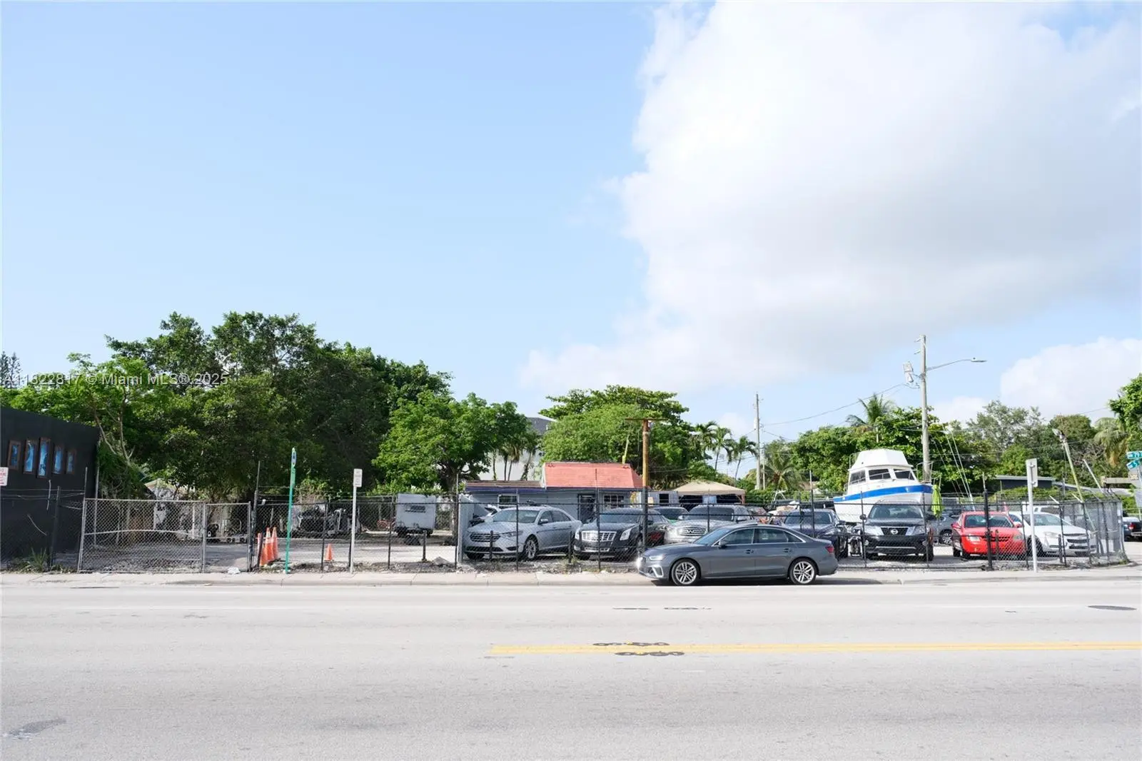 Photo of Listing #A11822817