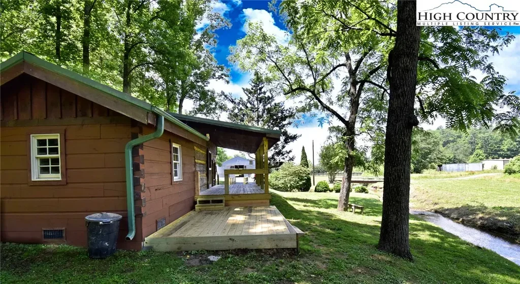 2967 Roby Martin Road, Lenoir