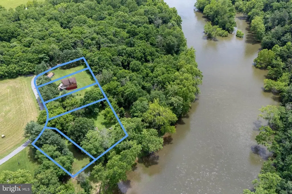 1215 Fort Stover Rd, Luray