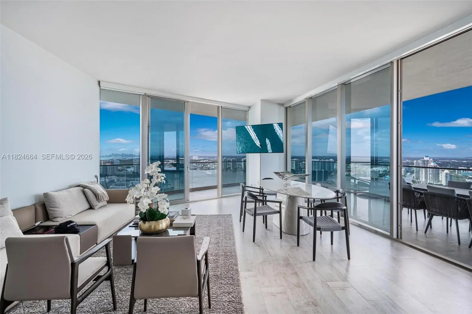 Photo of Listing #A11824664