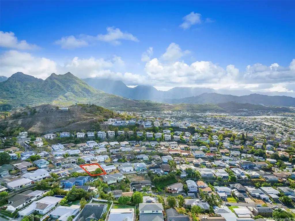 1335 Onioni Street, Kailua