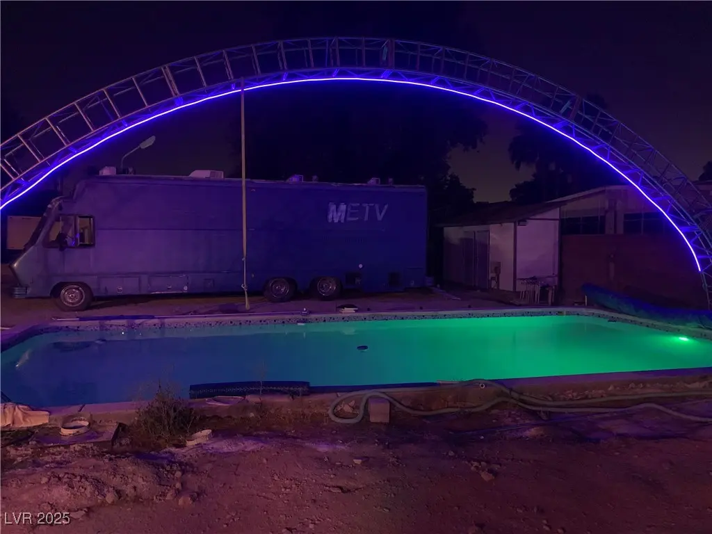 Photo of Listing #2693751