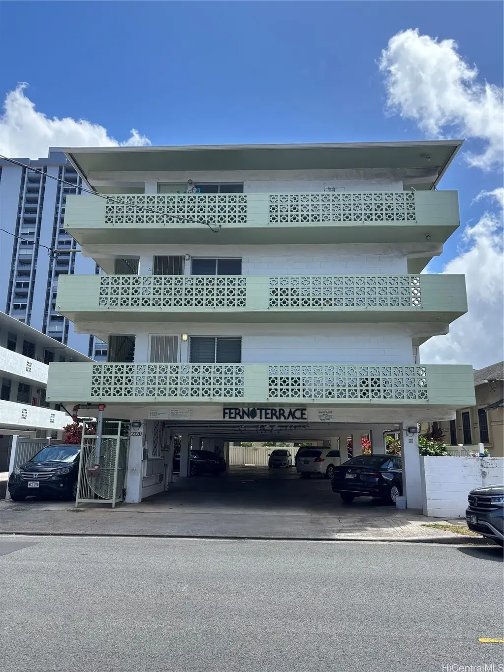 2120 Fern Street # 303, Honolulu