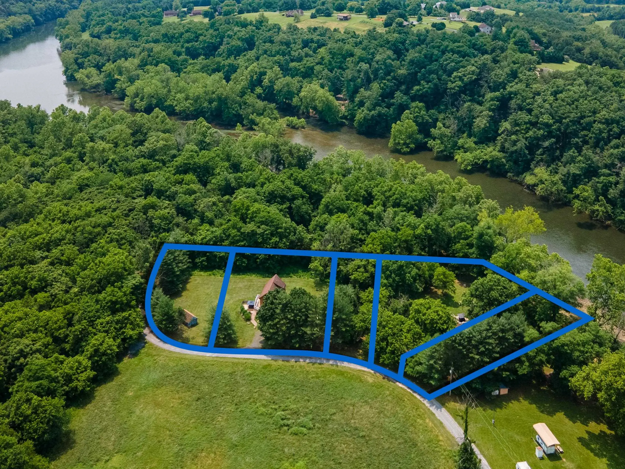 1215 & 1225 Fort Stover Rd, Luray