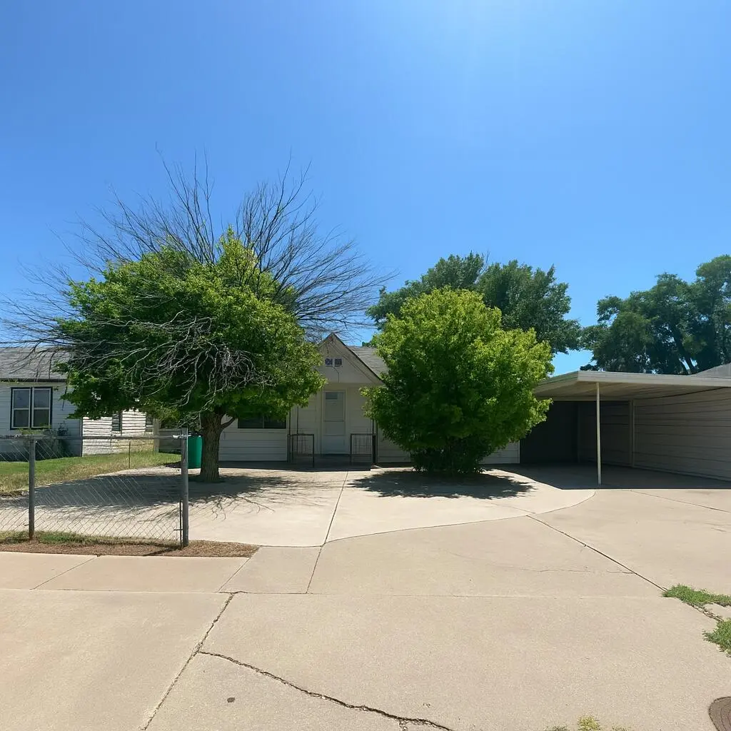 1914 S 3rd Street, Tucumcari