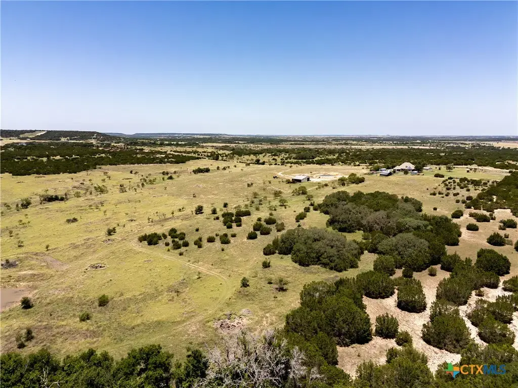 812 County Road 3295, Copperas Cove